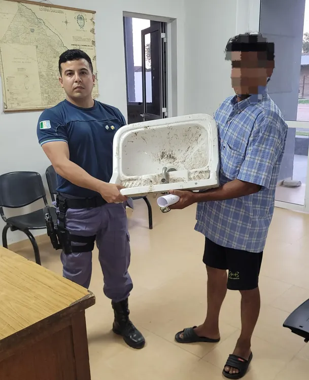 WhatsApp Image 2024-10-22 at 22.02.46