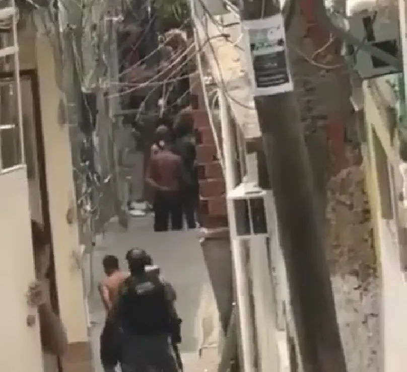 Captura de pantalla 2025-10-28 163855