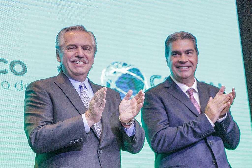 CAPITANICH  Y ALBERTO 