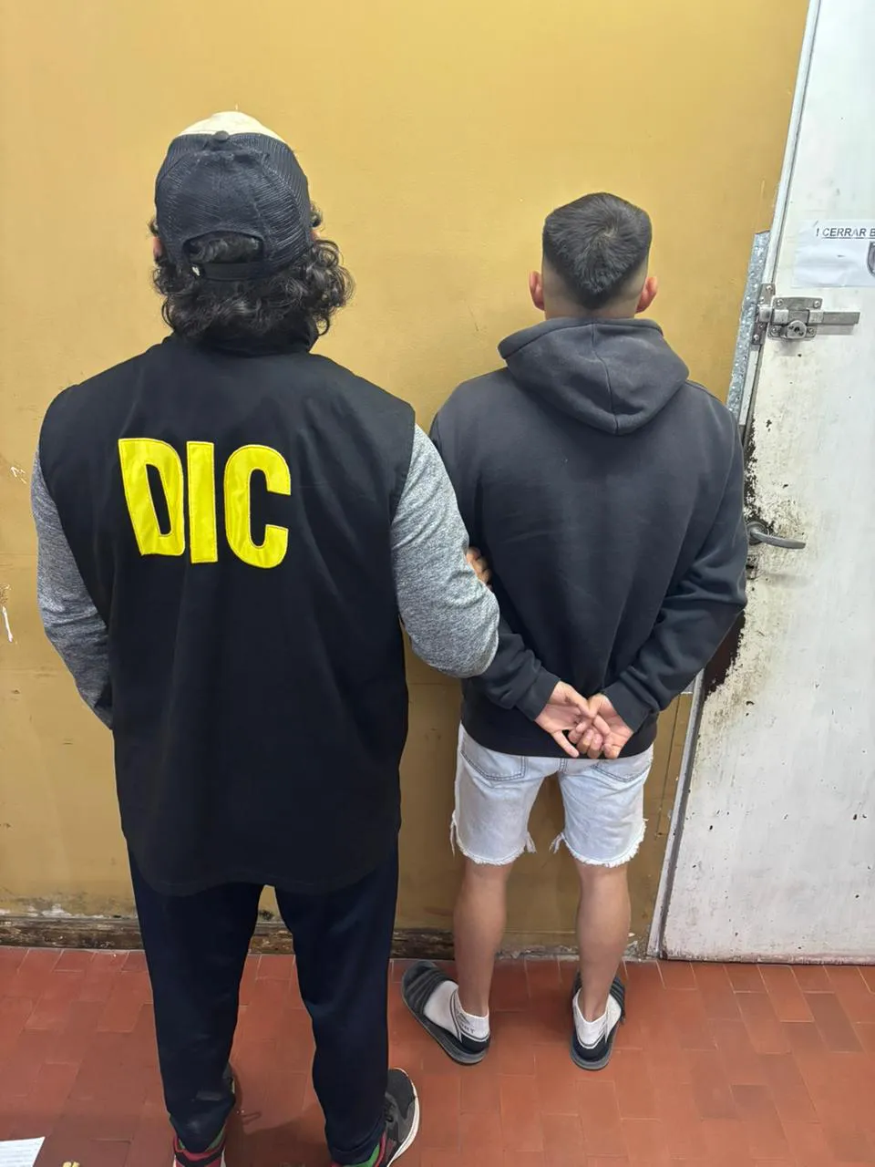 WhatsApp Image 2025-10-21 at 06.46.11