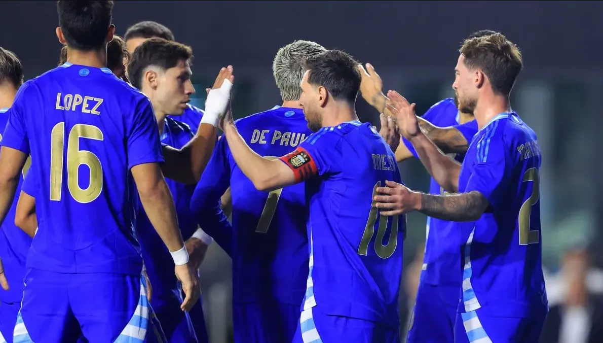 Captura de pantalla 2025-10-14 231843