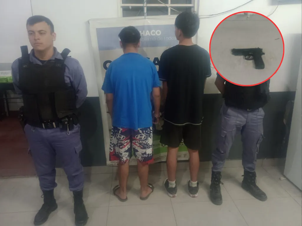 Llevaban una réplica de arma de fuego. Los descubrieron y evitan un ...