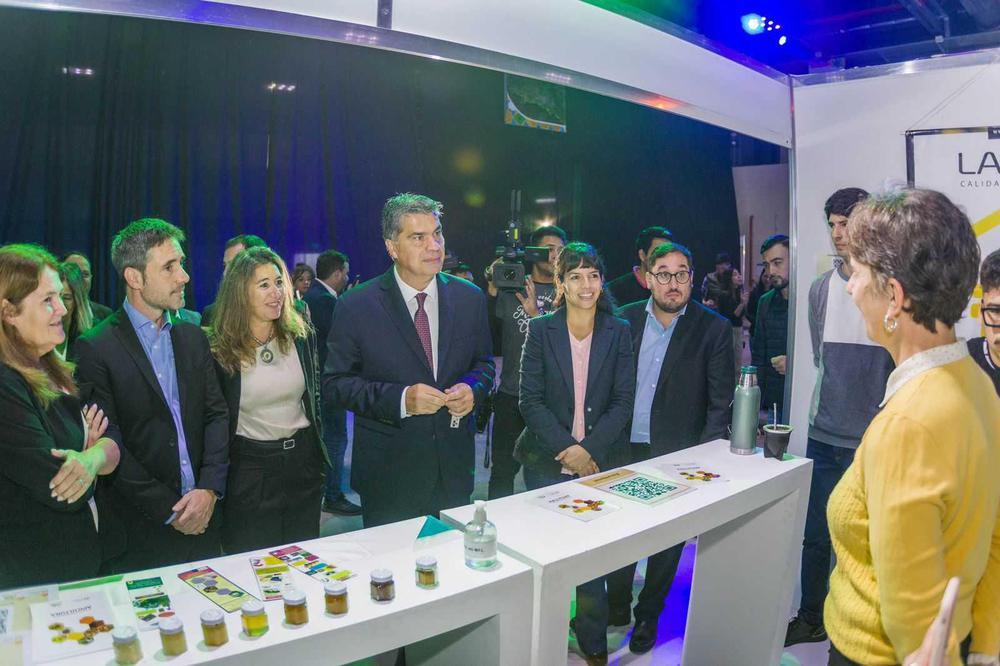 6453c540ab8b0967189100