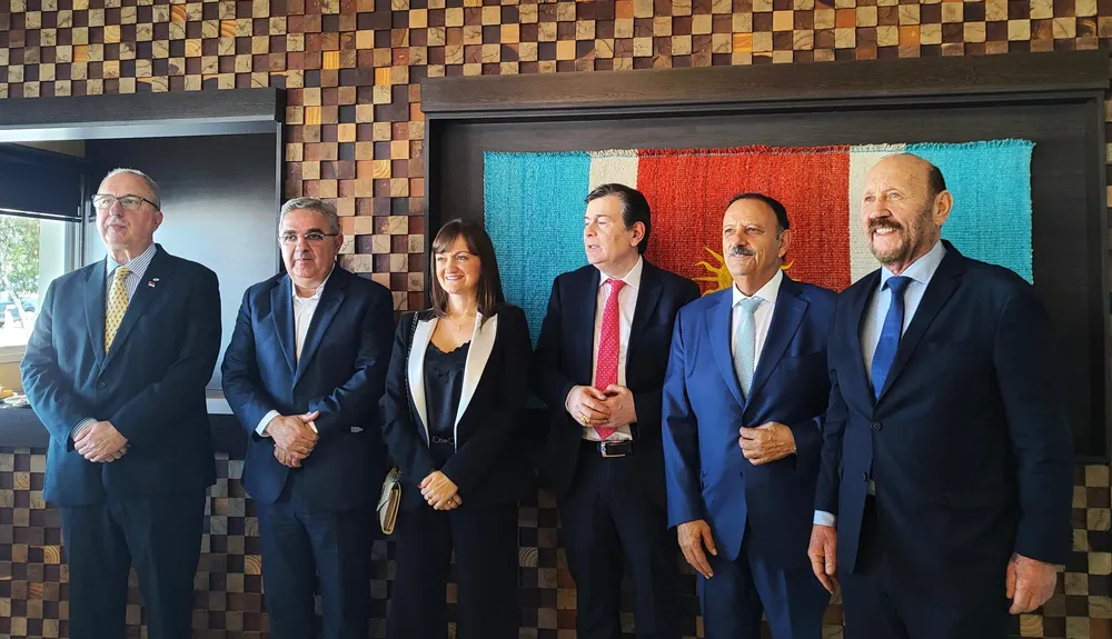 WhatsApp Image 2025-11-20 at 19.36.48