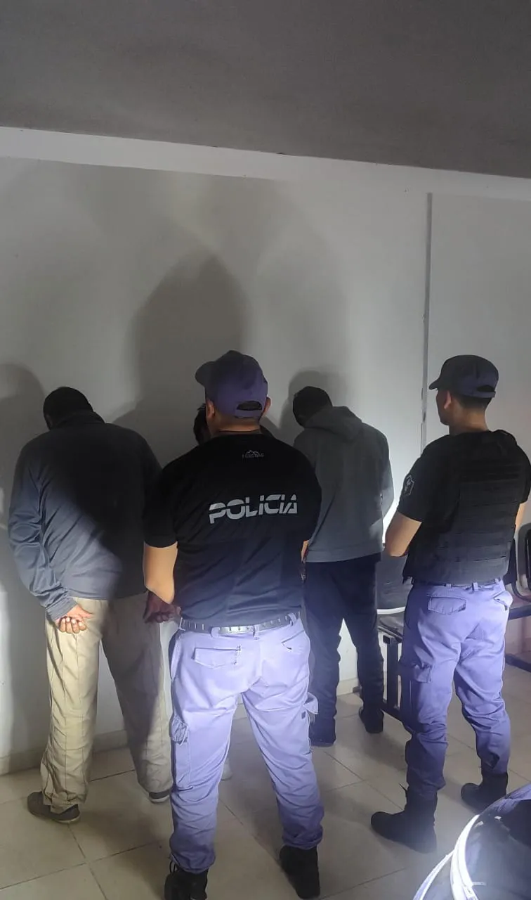 WhatsApp Image 2025-07-22 at 22.42.01 (1)