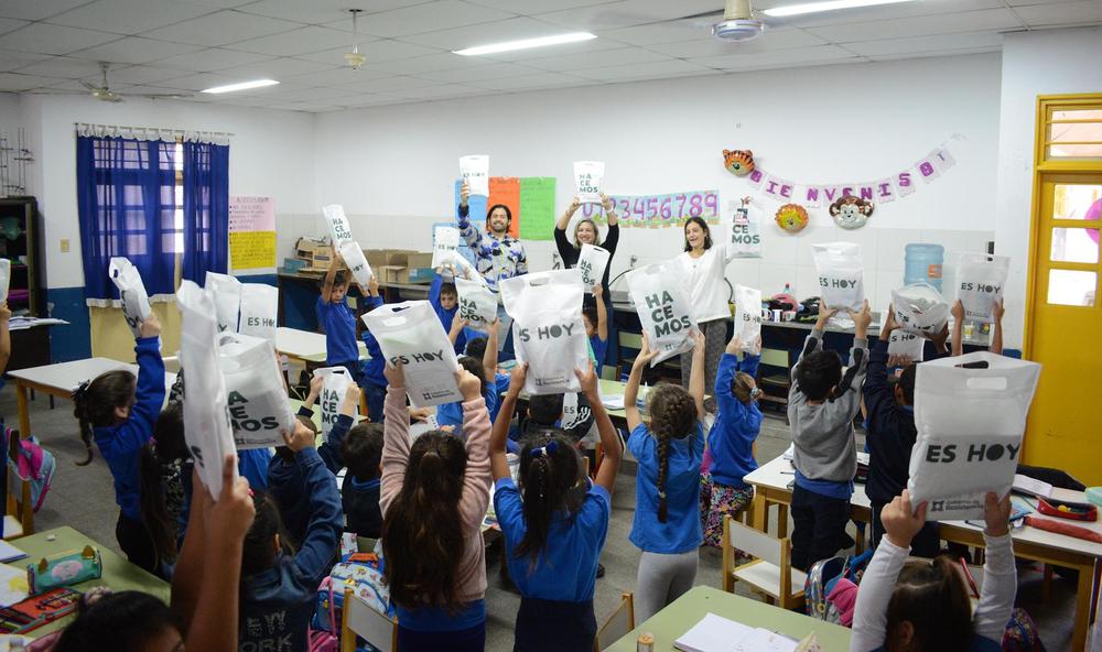 ENTREGA DE ÚTILES (3)