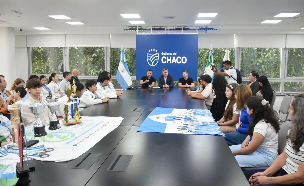 WhatsApp Image 2025-12-15 at 23.05.18 (1)