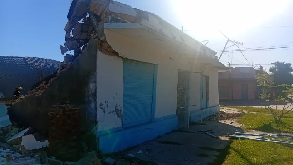 WhatsApp Image 2025-11-24 at 17.42.48 (1)